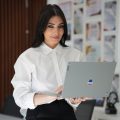 Alege un studio eficient și confortabil, cu ghidarea Manuelei Halasag de la REMAX Klass